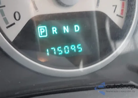 2009 Chrysler Town & Country Lx z USA, uszkodzony, nr VIN 2A8HR44E39R514832